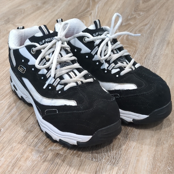 Skechers Shoes - ❤️Skechers D'Lites Women's Black & White Safety Toe Sneakers size 8.5❤️